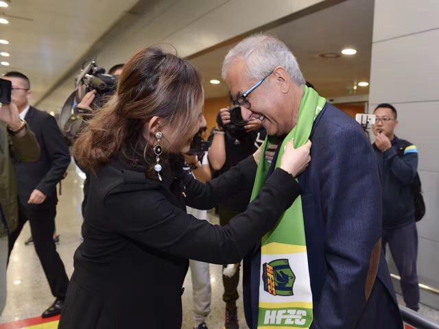 绿帽男欢娇妻绿自己免费